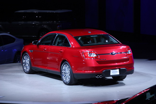 Detroit 2009: New Ford Taurus