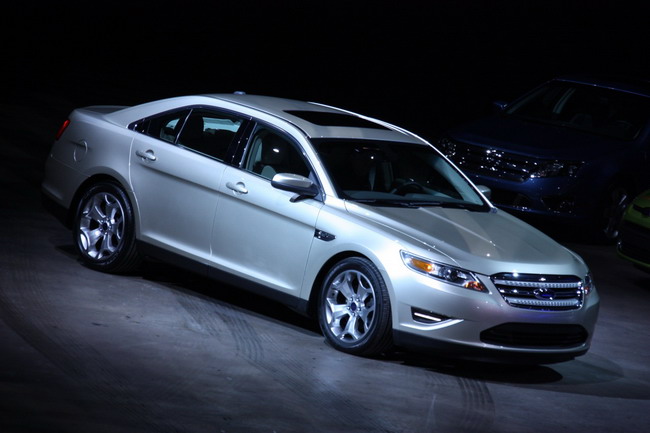 Detroit 2009: New Ford Taurus