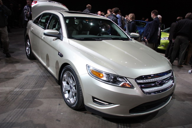 Detroit 2009: New Ford Taurus