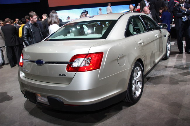 Detroit 2009: New Ford Taurus