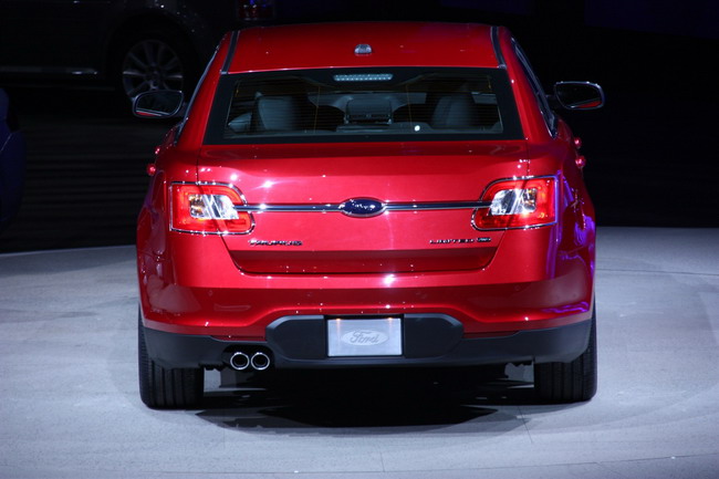 Detroit 2009: New Ford Taurus