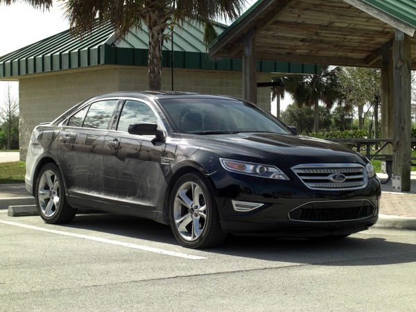 Репортеры поймали Ford Taurus 2010
