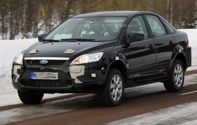 Новые шпионские фото мула Ford Focus 2010