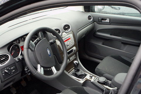 Ford Focus в комплектации Ghia останется в прошлом