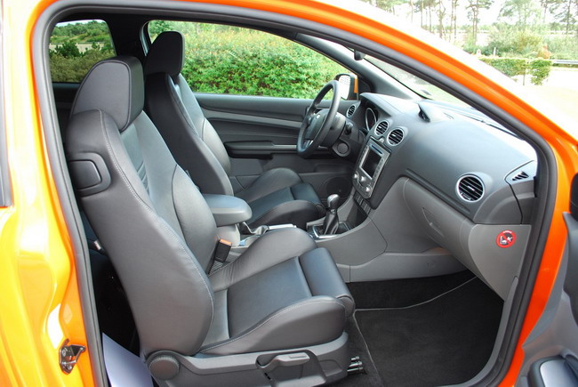 Ford Focus ST на полигоне