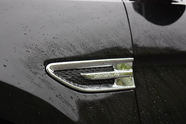 2010 Ford Taurus в Калифорнии