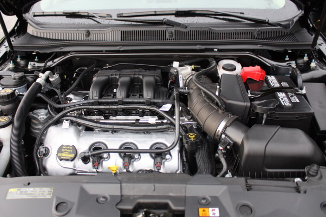 2010 Ford Taurus в Калифорнии