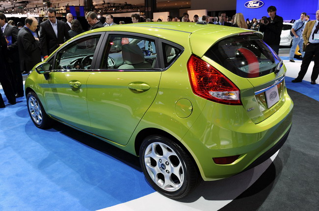 Ford Fiesta 2011    -