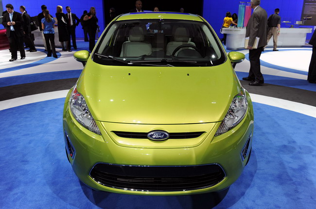 Ford Fiesta 2011    -