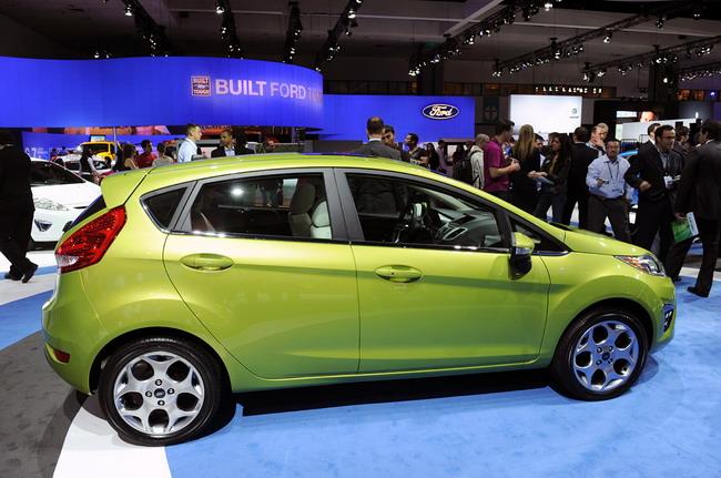 Ford Fiesta 2011    -