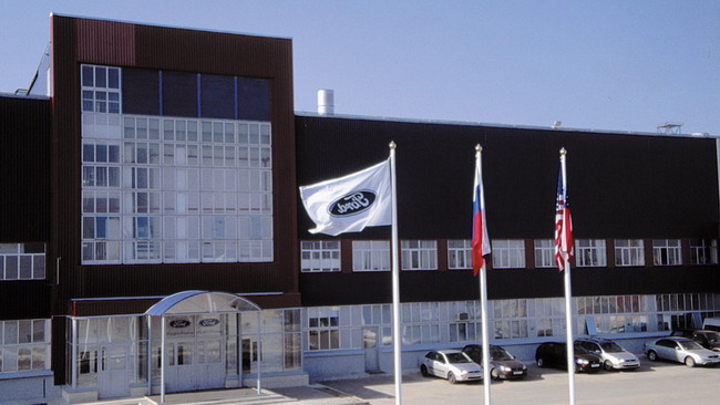 Завод Ford Russia вернется к пятидневной рабочей неделе