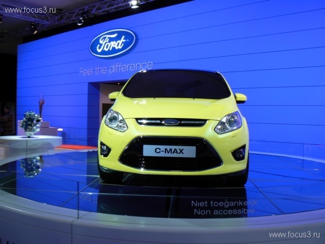 Ford официально представил новые S-MAX и Galaxy 2011
