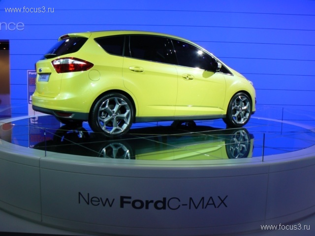 Ford официально представил новые S-MAX и Galaxy 2011