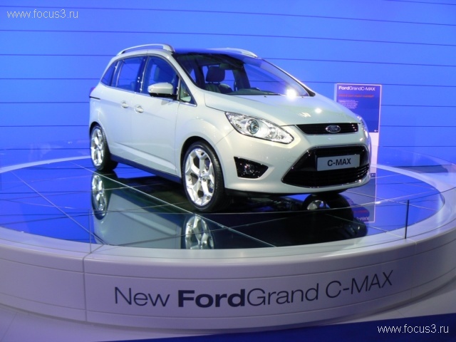 Ford официально представил новые S-MAX и Galaxy 2011
