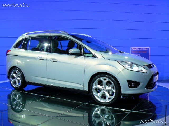 Ford официально представил новые S-MAX и Galaxy 2011