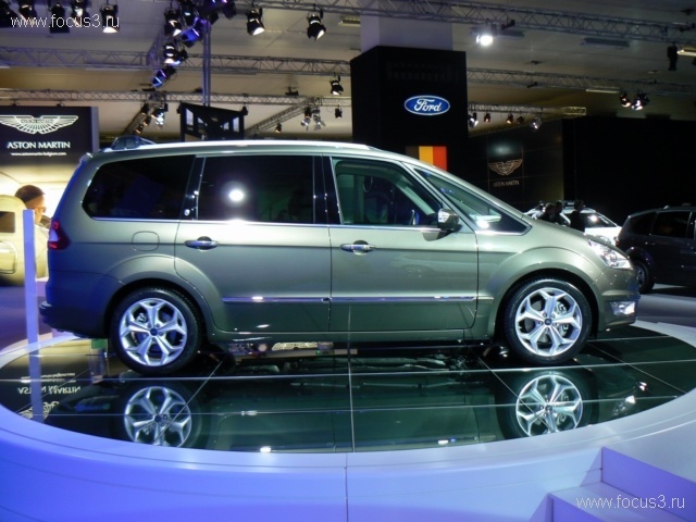 Ford официально представил новые S-MAX и Galaxy 2011