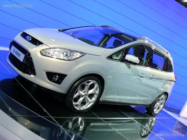 Ford официально представил новые S-MAX и Galaxy 2011