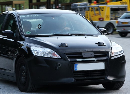 Новый Ford Focus 2012 проходит тесты