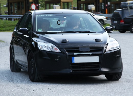 Новый Ford Focus 2012 проходит тесты