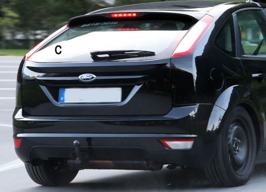 Новый Ford Focus 2012 проходит тесты