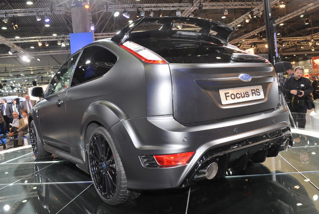 Ford Focus RS500 показали на выставке в Германии