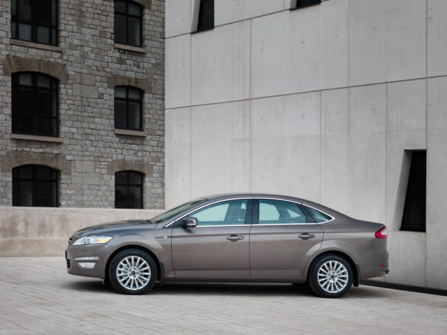 Ford показал обновленный Ford Mondeo