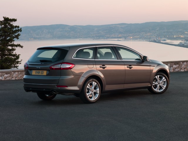 Ford показал обновленный Ford Mondeo