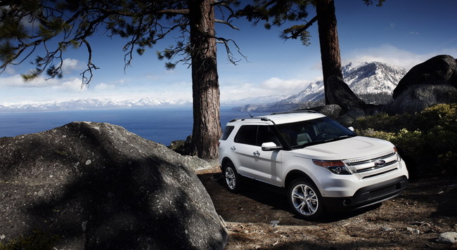  Ford Explorer 2011.  