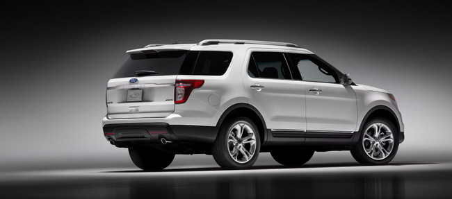  Ford Explorer 2011.  