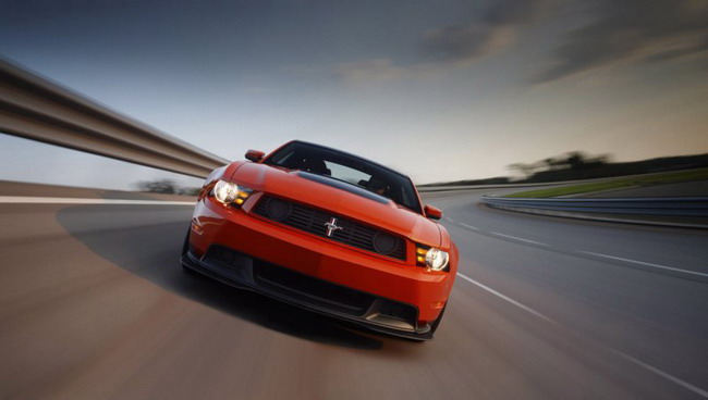 Официальные фото Mustang Boss 302