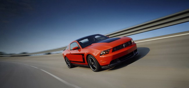 Официальные фото Mustang Boss 302