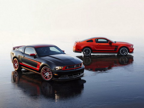 Официальные фото Mustang Boss 302