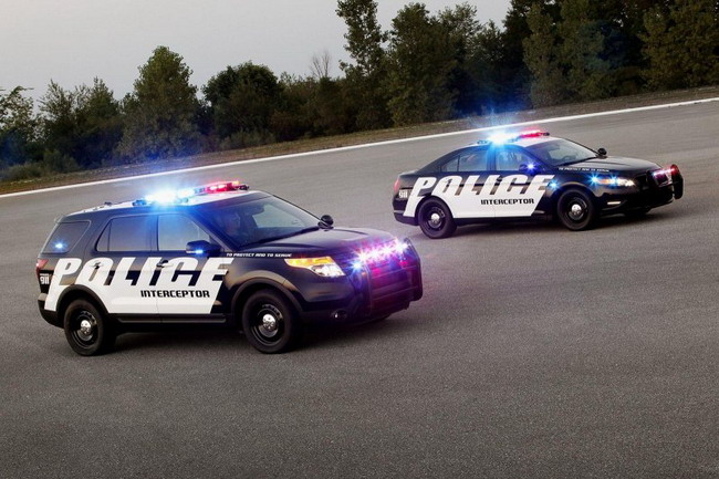 Полицейский Ford Explorer для США
