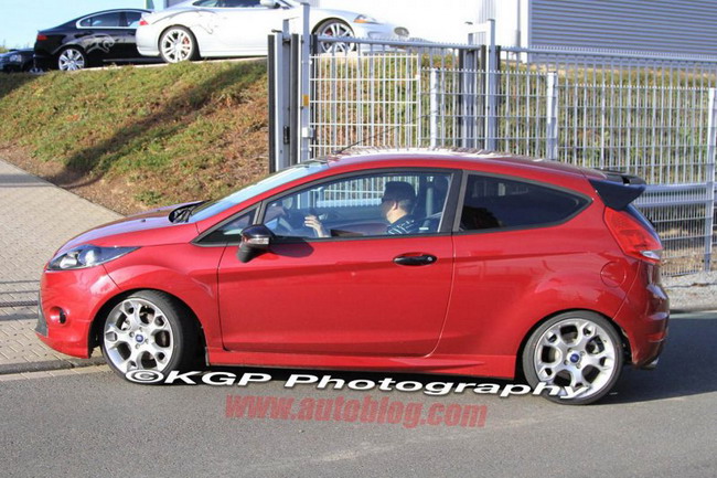 Первые испытания хэтчбека Ford Fiesta ST