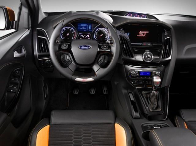   Ford Focus ST 2012