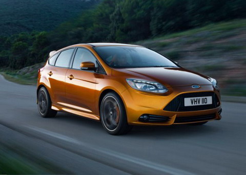 Официальные фото Ford Focus ST 2012
