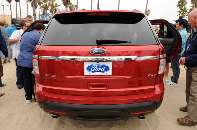   Ford Explorer 2011