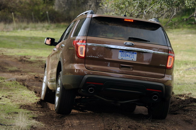 Новые фото Ford Explorer 2011