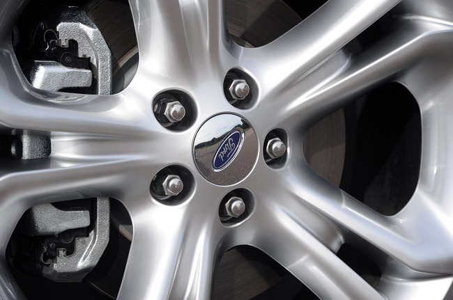 Новые фото Ford Explorer 2011