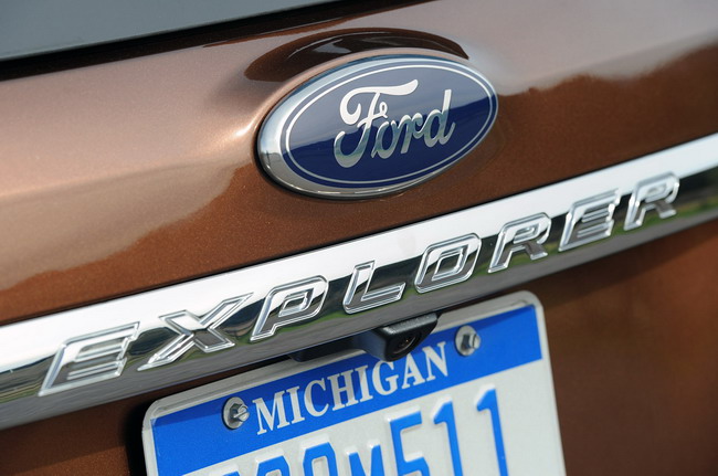 Новые фото Ford Explorer 2011