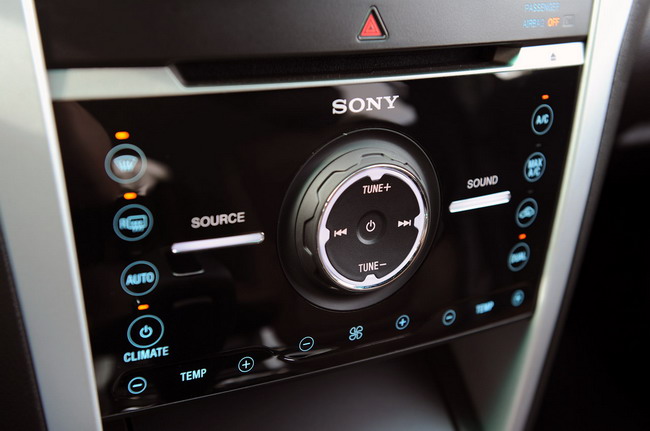 Новые фото Ford Explorer 2011