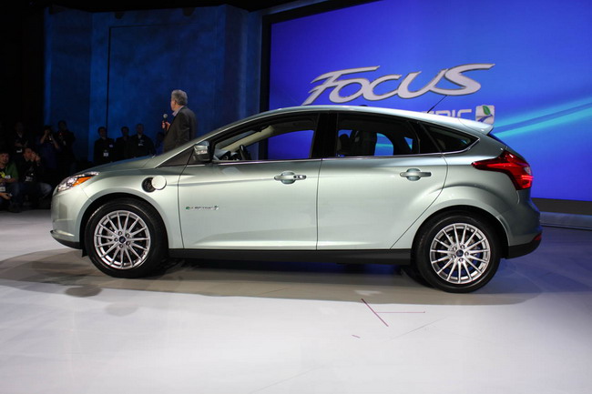 Компания Ford представила Focus Electric