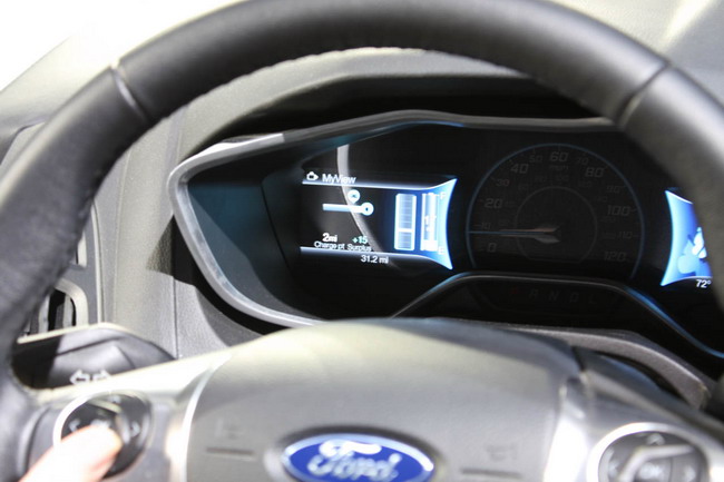 Компания Ford представила Focus Electric