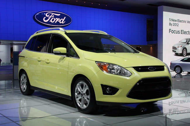 Детройт 2011: Ford C-MAX