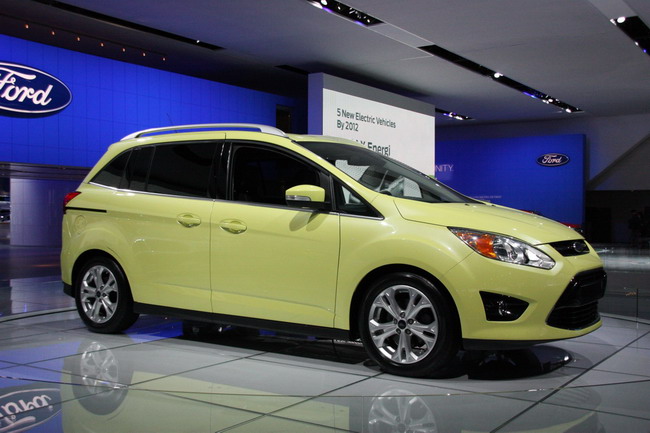 Детройт 2011: Ford C-MAX