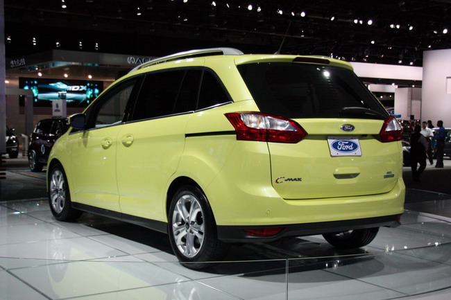 Детройт 2011: Ford C-MAX