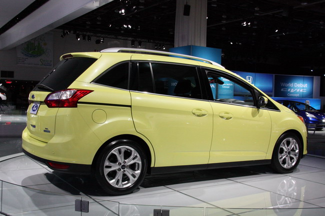 Детройт 2011: Ford C-MAX