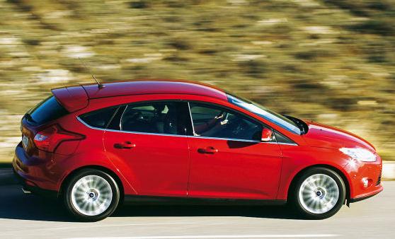 Новый Ford Focus выбирает курс!