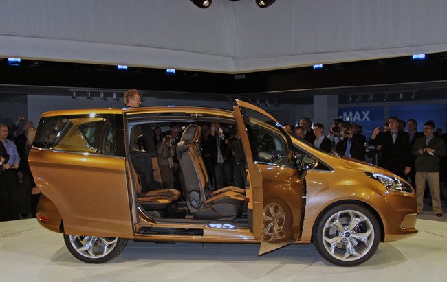 Компания Ford представила новую модель B-MAX