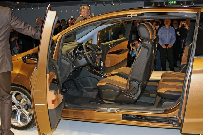 Компания Ford представила новую модель B-MAX